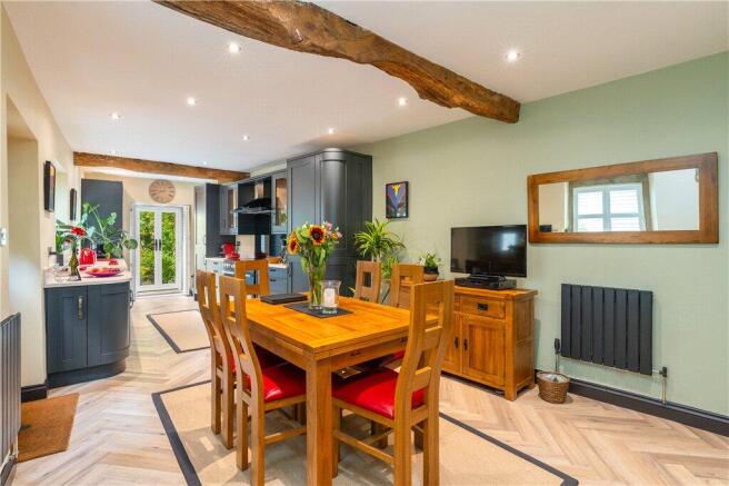 3 bed Detached for sale Image 11