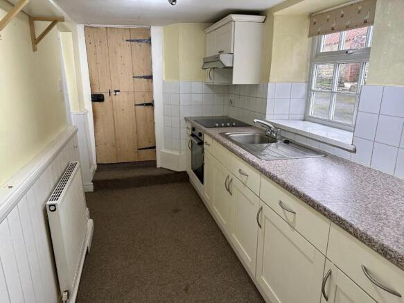 3 bed House for sale Image 5