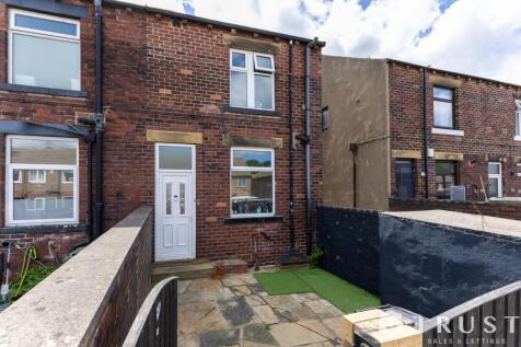 St. Peg Lane, Cleckheaton, BD19
