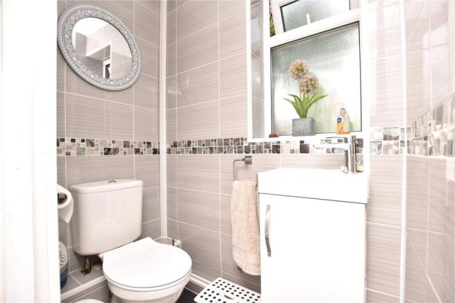 3 bed Semi-Detached for sale Image 11