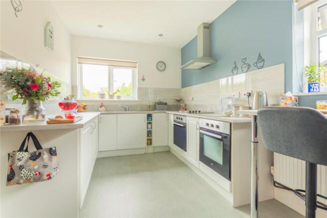 2 bed Bungalow for sale Image 4