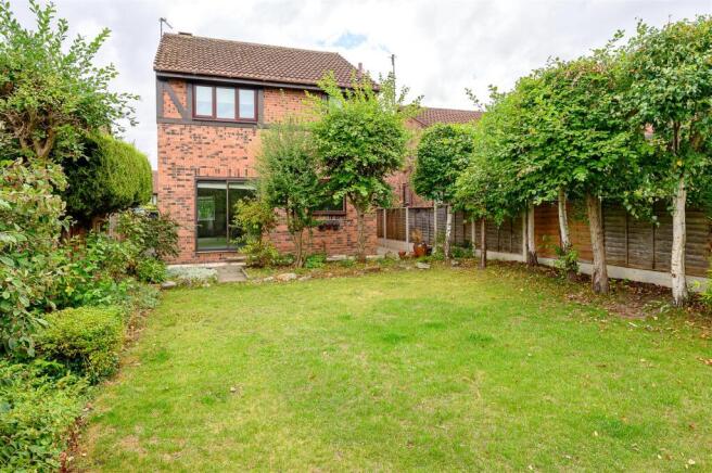 3 bed Detached for sale Image 12