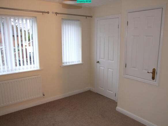 Main bedroom with walk in wardrobe