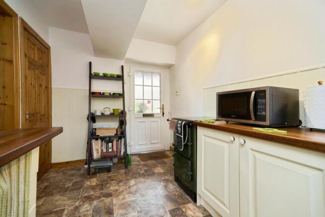 2 bed Maisonette for sale Image 10