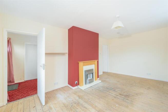 26_Meadow_Court-03.jpg