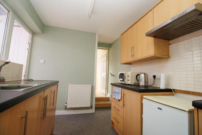 4 bed Terraced for sale Image 8