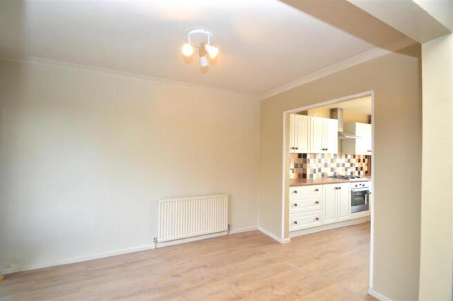 Dining room to kitchen