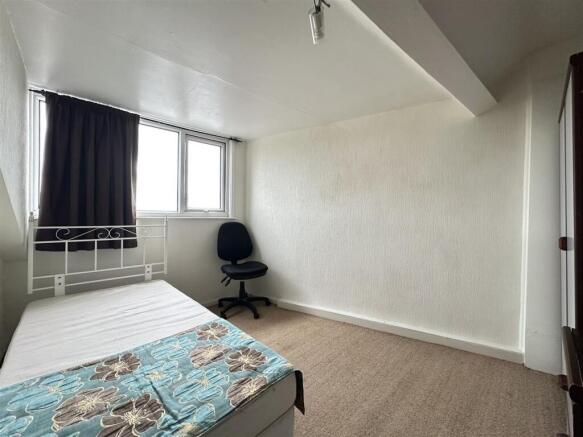 8 bed House of Multiple Occupation for sale Image 7