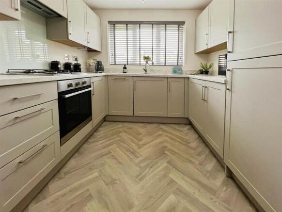 Mill Stock Way, Bradford, BD2 3GJ photo 4
