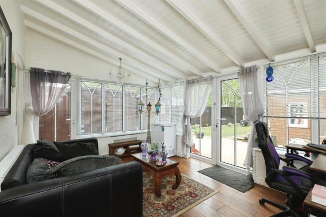 2 bed Semi-Detached for sale Image 5