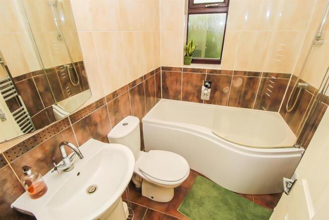 2 bed Terraced for sale Image 10