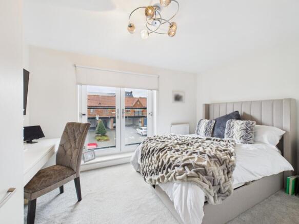 3 bed Terraced for sale Image 6