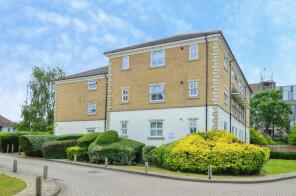 Flat 5, 201 Lime Court, Great North Way, Hendon, London NW4 1PN