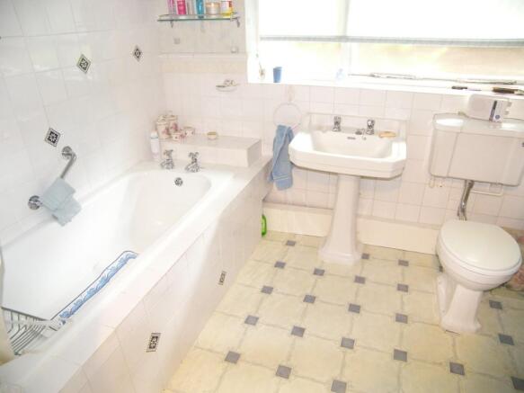 Photo 8