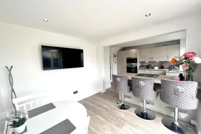 Dining Kitchen 