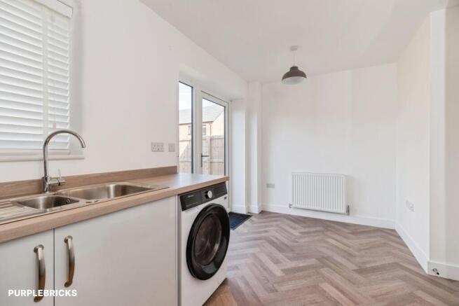 2 bed Semi-Detached for sale Image 6