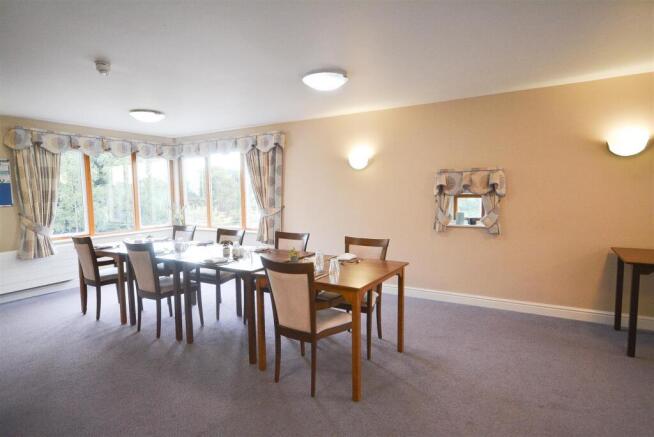 Dining Room.jpg