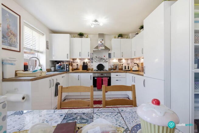 3 bed Semi-Detached for sale Image 10