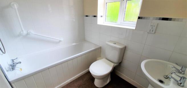 Bathroom.jpg