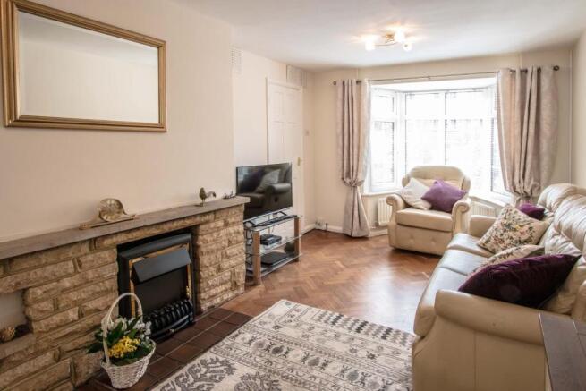 Living-Room...jpg