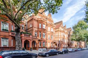 Flat 4, 30, Sloane Gardens, London SW1W 8DJ