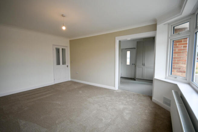 2 bed Semi-Detached Bungalow for sale Image 4