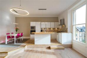8, Oakfield Road, Clifton, Bristol BS8 2AL