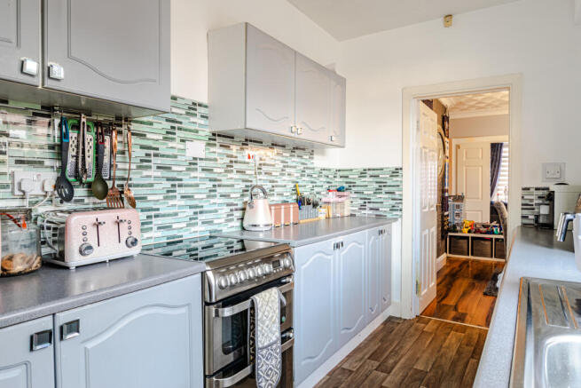 3 bed Terraced for sale Image 7