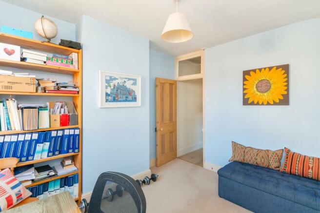 4HVK2RKE - Bedroom A.jpg