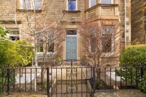 11, Lixmount Avenue, Trinity, Edinburgh EH5 3EW