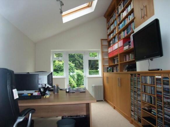 Photo 9