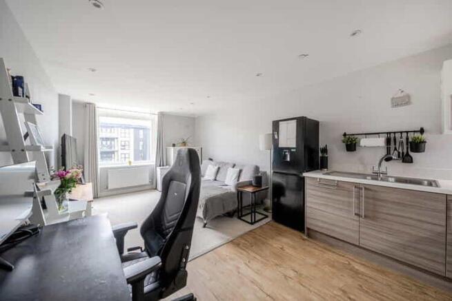 Open Plan Kitchen/Living Area