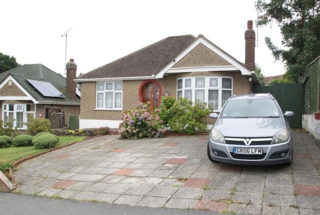 FRONT GARDEN
