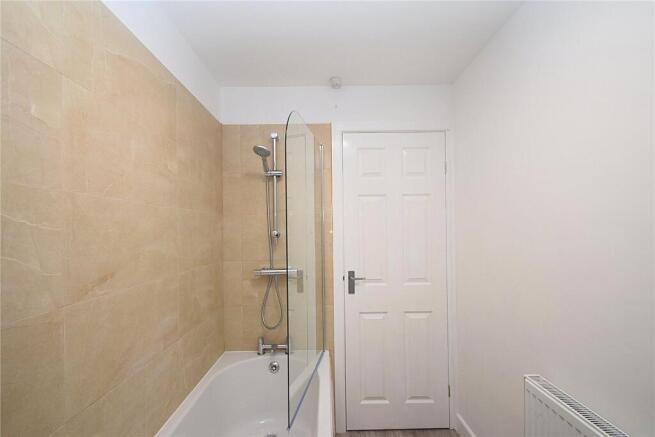 2 bed Apartment for sale Image 11