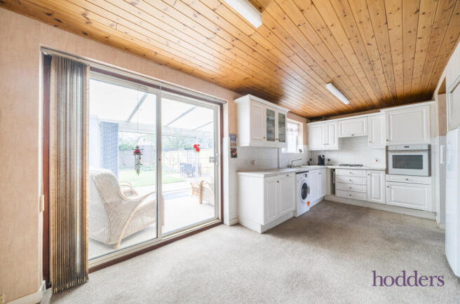 8434a8bd-27a1-49a...