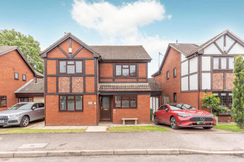 Tudor Manor Gardens, Watford, Garston, WD25
