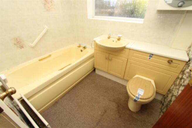 2 bed Semi-Detached for sale Image 9