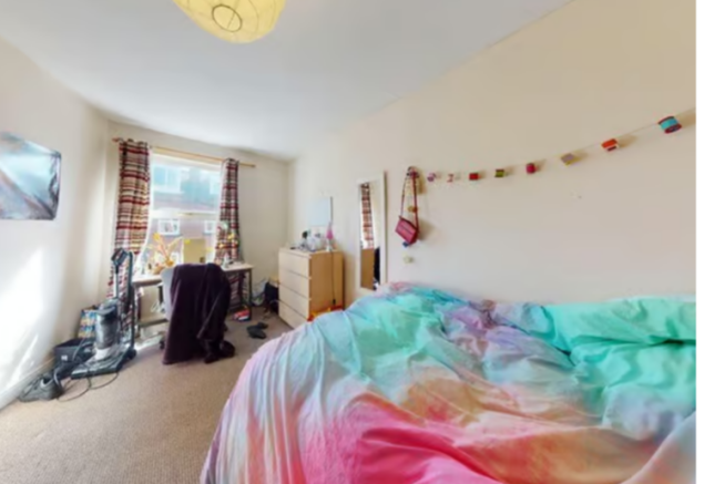 6 bed Terraced to rent Image 9