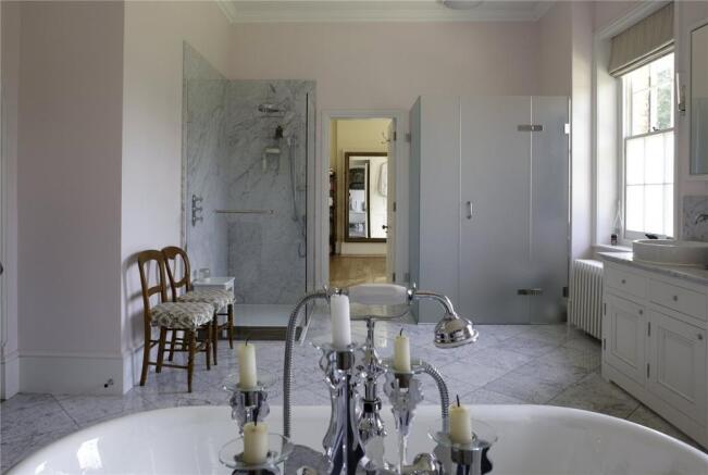 Principal Bathroom