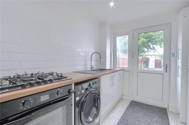 3 bed Terraced for sale Image 6