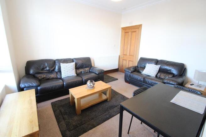 Lounge 2