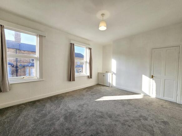 2 bed Terraced for sale Image 7