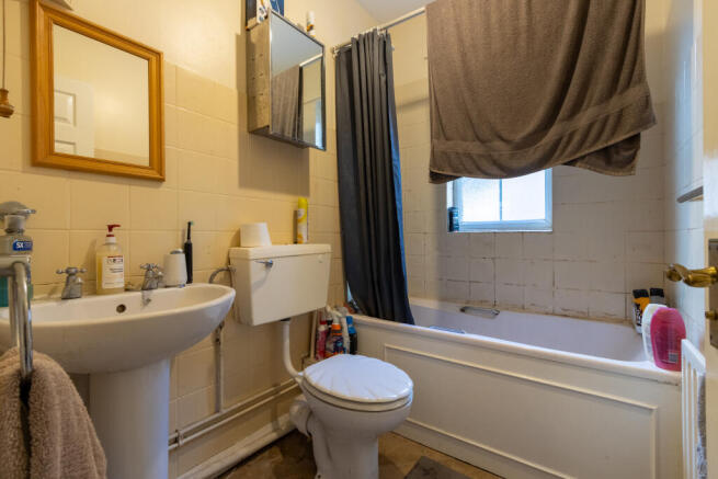 1 bed Flat for sale Image 9
