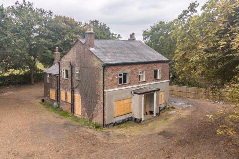 Brookfield Lane, Aughton, L39 6SN