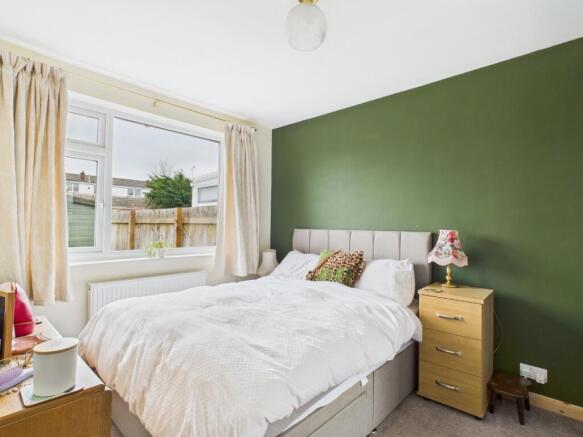 2 bed Semi-Detached Bungalow for sale Image 4