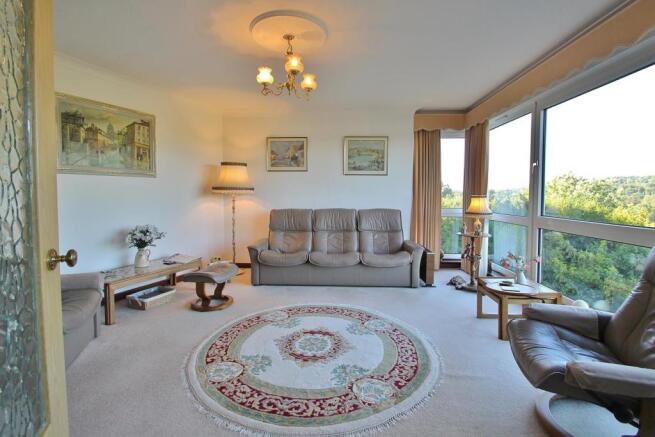 Sitting Room 2.JPG