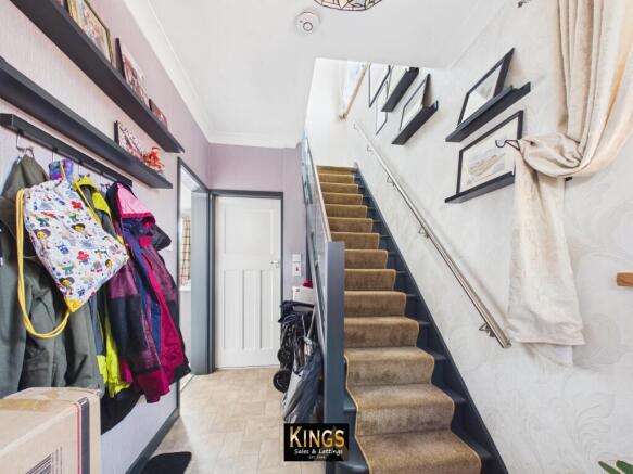 2 bed Semi-Detached for sale Image 8