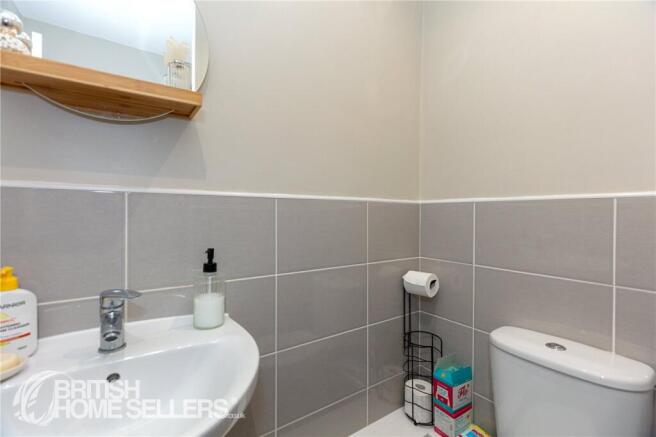 3 bed Town House for sale Image 11