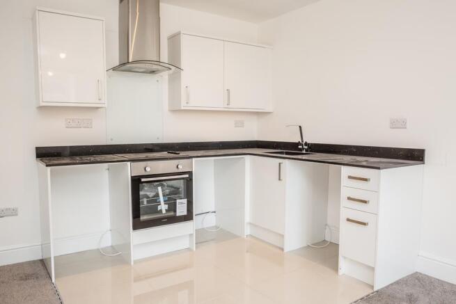 1 bed Apartment to rent Image 4