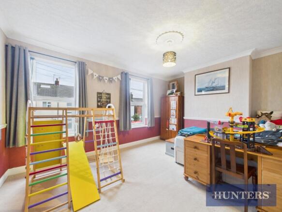 3 bed Terraced for sale Image 6